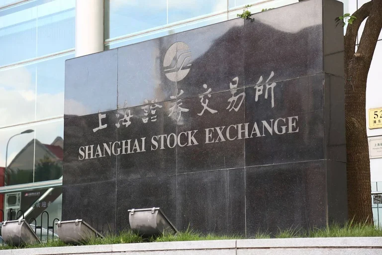 指数大盘其实也是个庄股